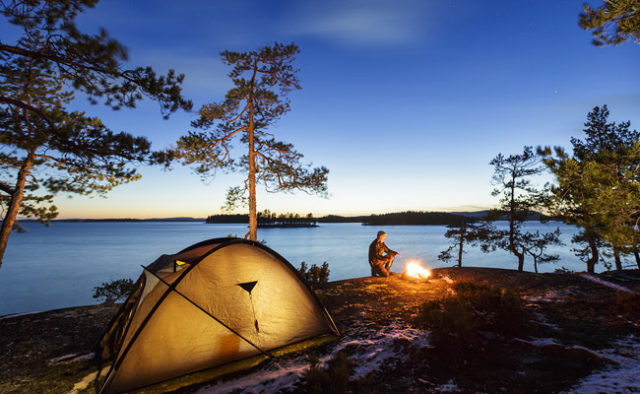Perlengkapan Camping yang Wajib Kamu Bawa Perlengkapan Camping yang Wajib Kamu Bawa