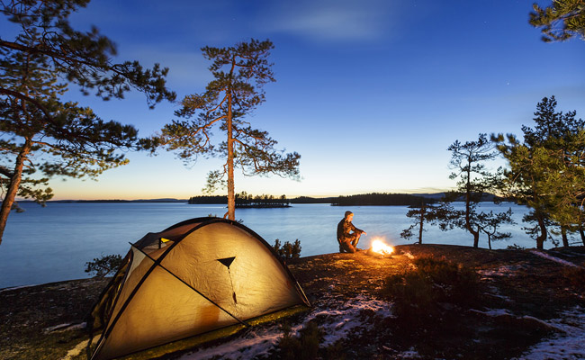Perlengkapan Camping yang Wajib Kamu Bawa