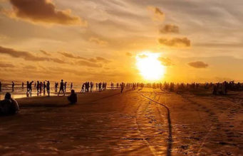 Senja di Pantai Parangtritis dengan Fasilitas dan Tiket Masuknya Senja di Pantai Parangtritis