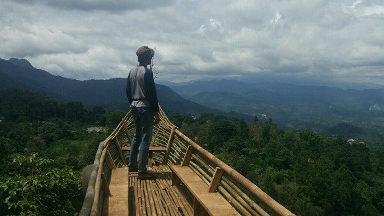 Keindadan Bukit Ranggon Hils Bogor