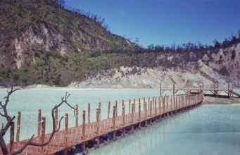 Praktik Pungli di Kawah Putih Ciwidey dan Tips Menghindarinya Kawah Putih