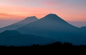 Si Triple S Gunung yang jadi Tujuan para Pendaki di Jawa Tengah